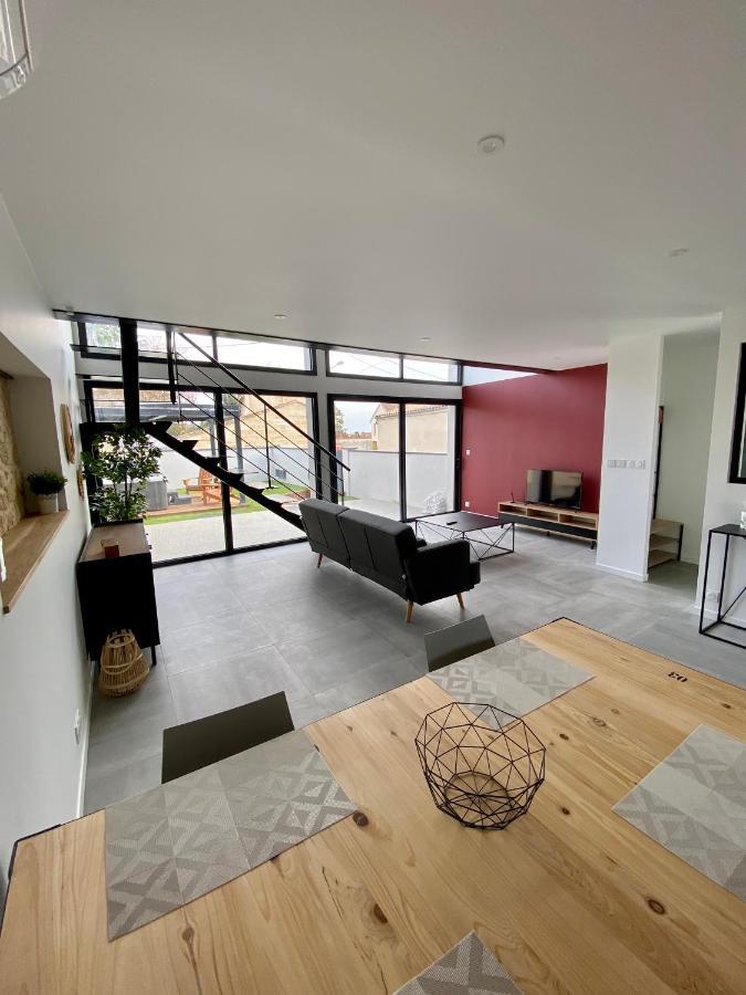 Magnifique Grange Avec Spa / Love Room Saint-André-de-Cubzac Exteriér fotografie